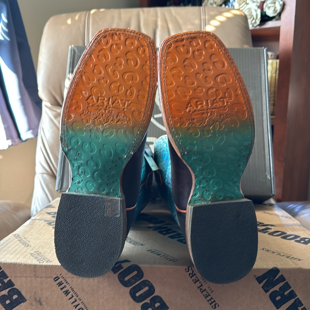 Ariat Brown Leather Western Boots with Turquoise Ombre Shaft - Picture 5 of 8